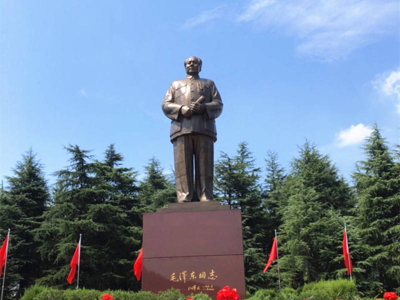 （品质纯玩团）韶山毛泽东故居+毛泽东铜像广场+滴水洞+刘少奇故居一日游